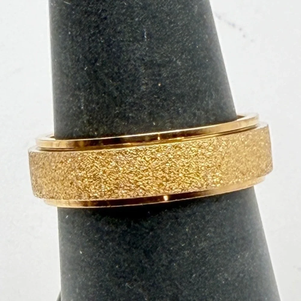 Gold Tone Faux Druzy Textured Band‎ Ring Size 7 Sparkle Statement Ring